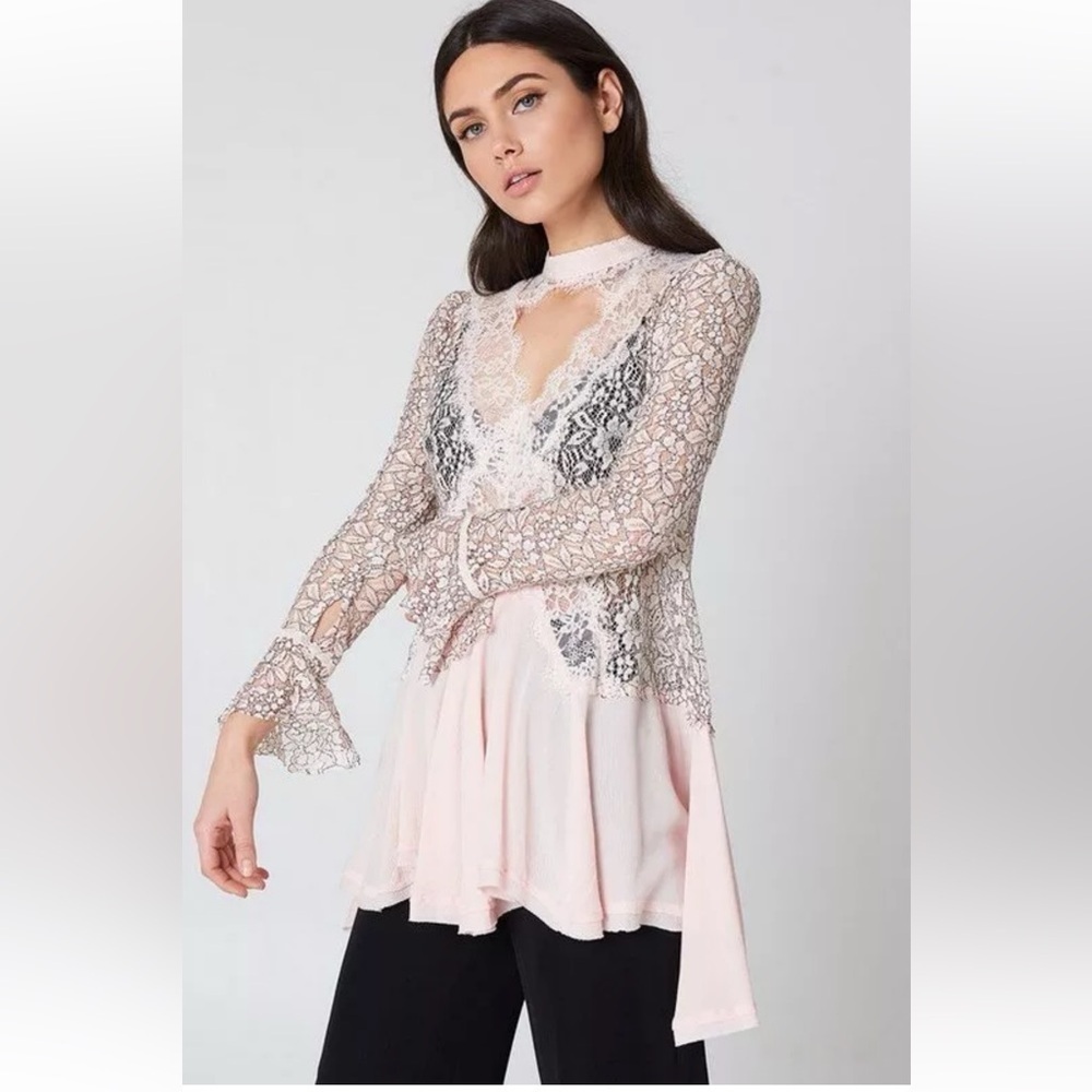 Free People Tell Tale Keyhole Gauzy Eyelash Lace Trapeze Dress in Pearl L